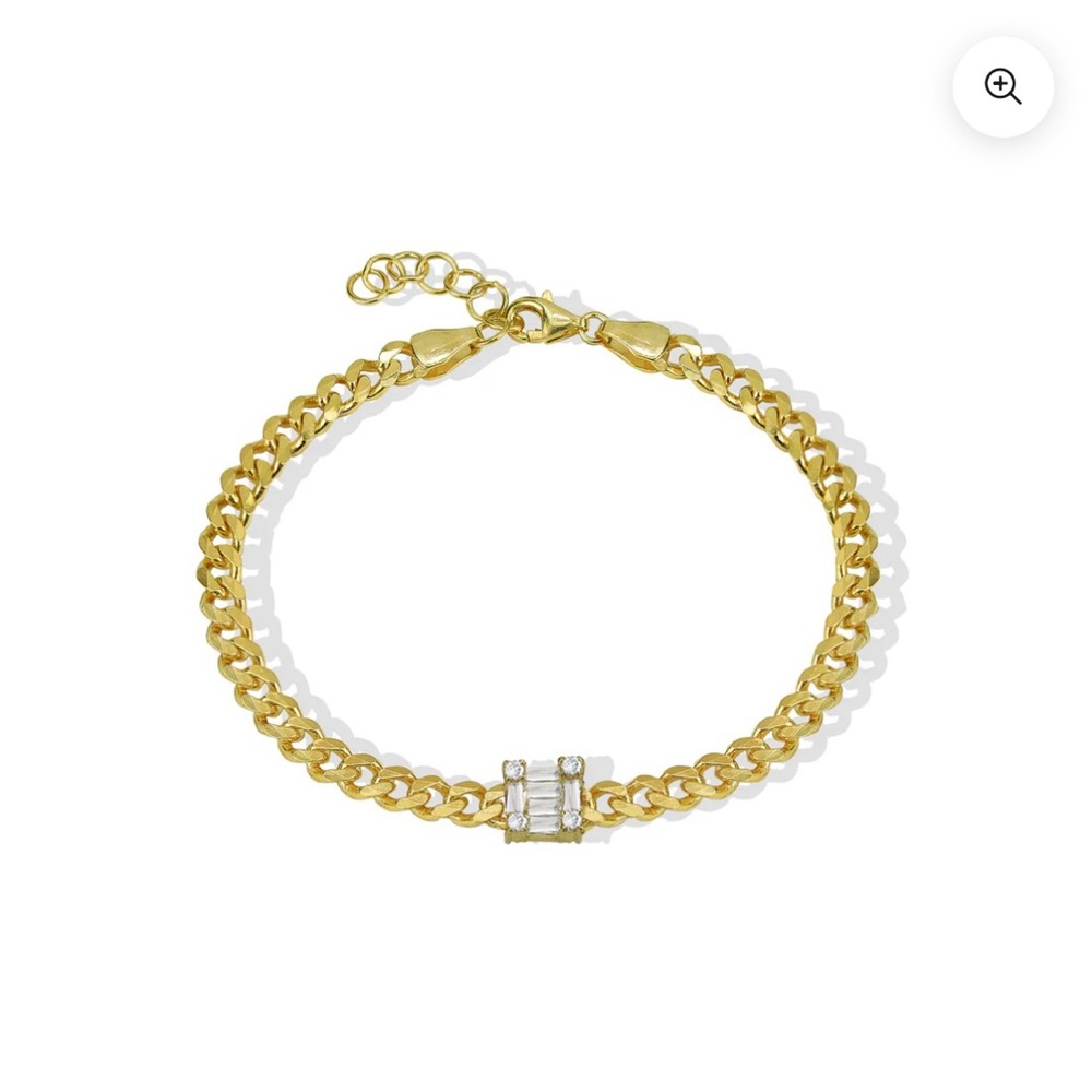 Elegant Gold Chain Bracelet - Picture 4 of 5